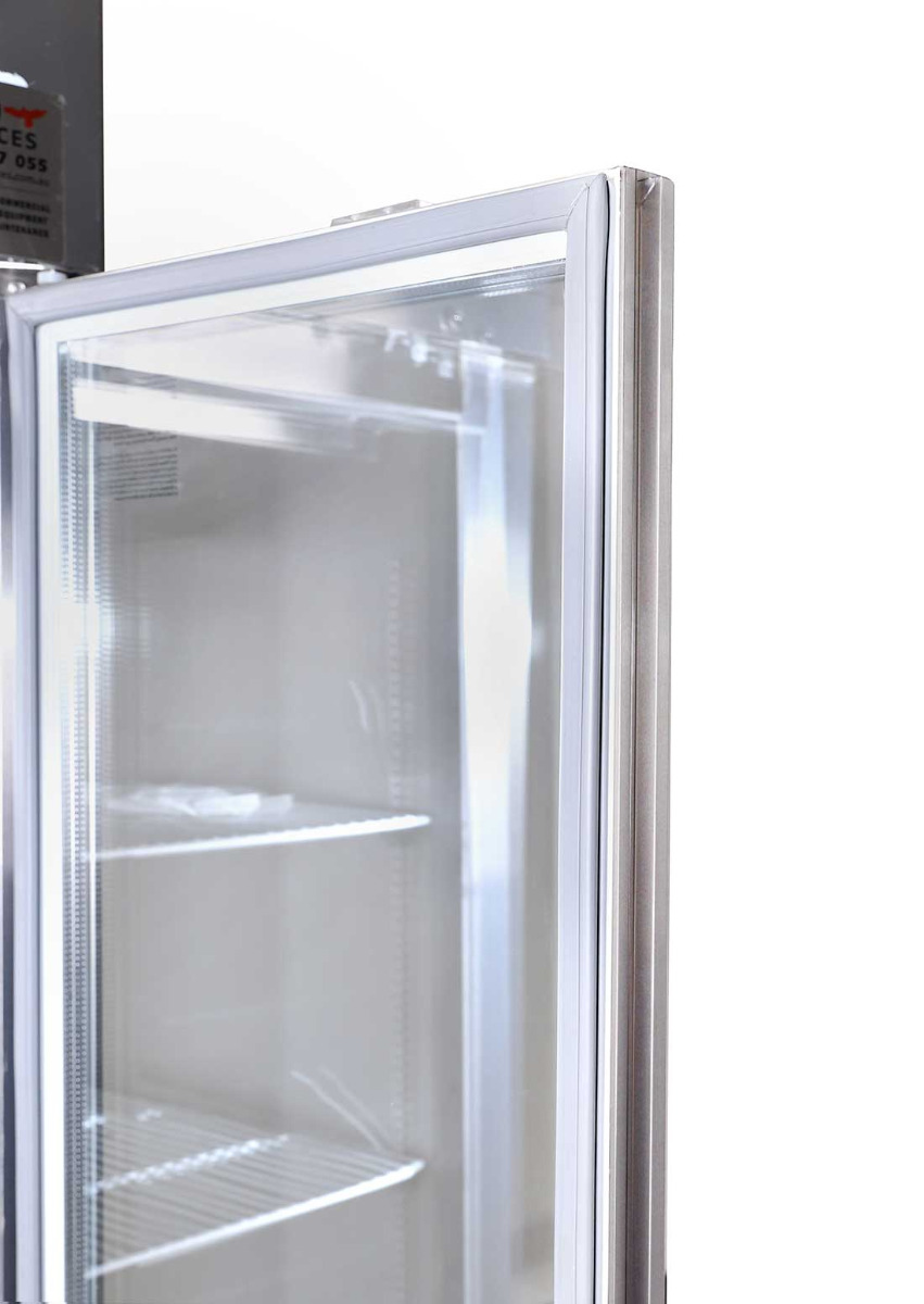 Thermaster Three Door Upright Display Freezer - SUFG1500 - Image 3