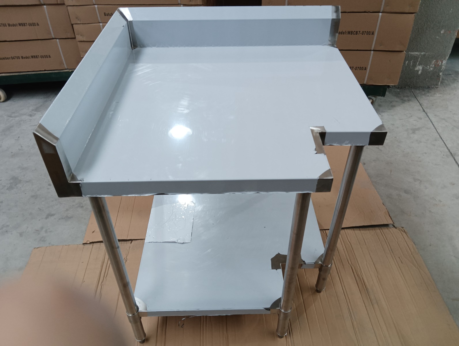 WBCB7-0900/A - Corner Workbench, 150mm Splashback & Undershelf 900x900x900mm - Image 3